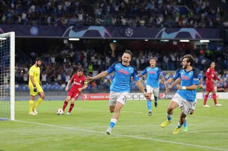 Napoli kala meraih kemenangan atas Liverpool di matchday pertama UCL 2022/2023. (uefa.com)