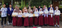 Para pemenang lomba Festival Bulan Bahasa dan Sastra (dokpri)
