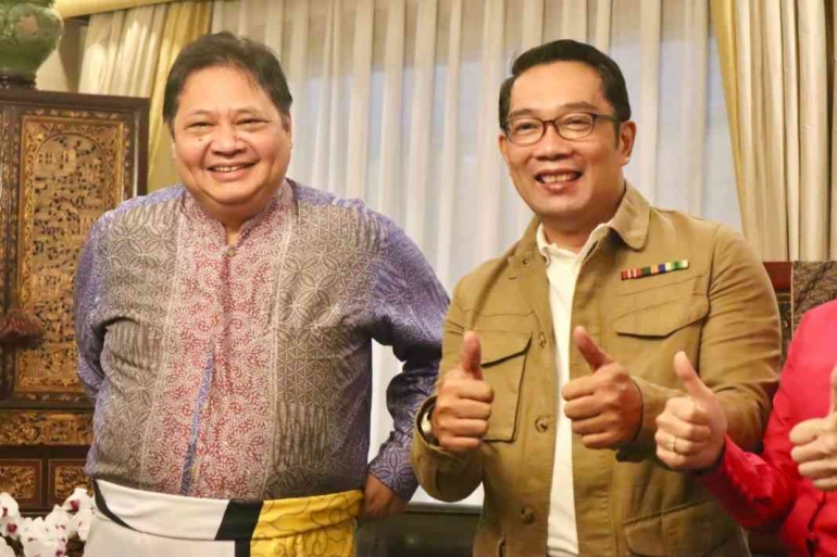 Airlangga Hartarto dan Ridwan Kamil. Golkar dukung RK untuk periode kedua gubernur Jabar.(Foto: Kompas.com).