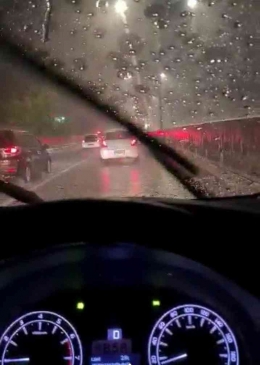 Dokpri - kepadatan lalu lintas saat hujan