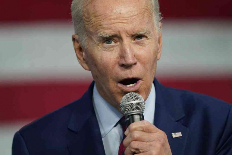 Presiden Joe Biden berbicara pada acara kampanye Kamis, 3 November 2022, di San Diego, California. (Foto AP/Patrick Semansky)