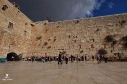 Tembok Ratapan, Yerusalem. Sumber: dokumentasi pribadi