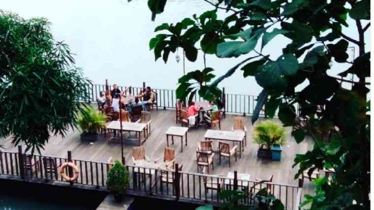 Restoran terapung di Waduk Jembangan. Dok : @jembangan_view_resto_kebumen