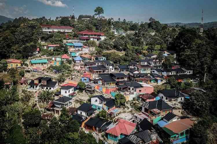 Suasana Desa Wisata Tigarihit (sumber: Kemenparekraf/travel.kompas.com)