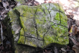 Batu peninggalan di kampung Mbari | Dokpri. oleh Ino