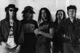 Pearl Jam circa 1991| Dok Twitter @pearljam via hai.grid.id