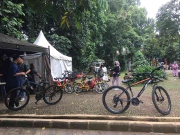 Sepeda di Kebun Raya: Dokpri