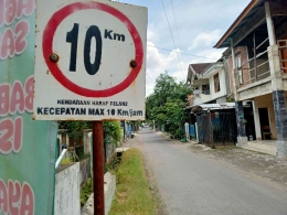 Jalan kampung Rejowinangun (foto: ko in)