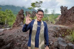 Mentri Pariwisata Sandiaga Uno di Geopark Batu Angus (kompas.com)