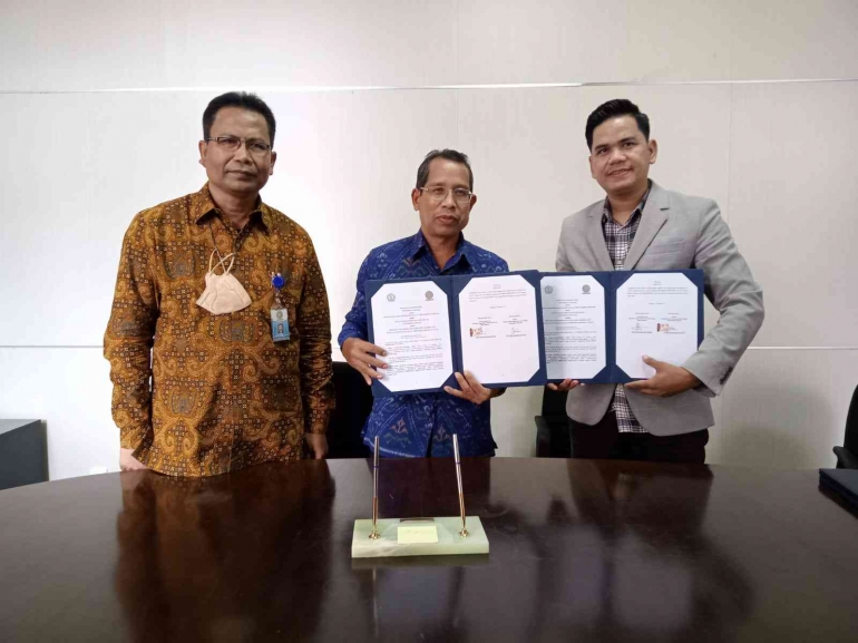 Selesai penandatanganan MoU/MoA STIKOM InterStudi dengan Universitas Udayana, Bali (Dokpri)
