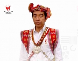 Ilustrasi Presiden Joko Widodo memakai pakaian adat TTS (sumber: Biro Setpres RI)