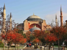 Masjid Hagia Sophia, Istanbul. Sumber: dokumentasi pribadi