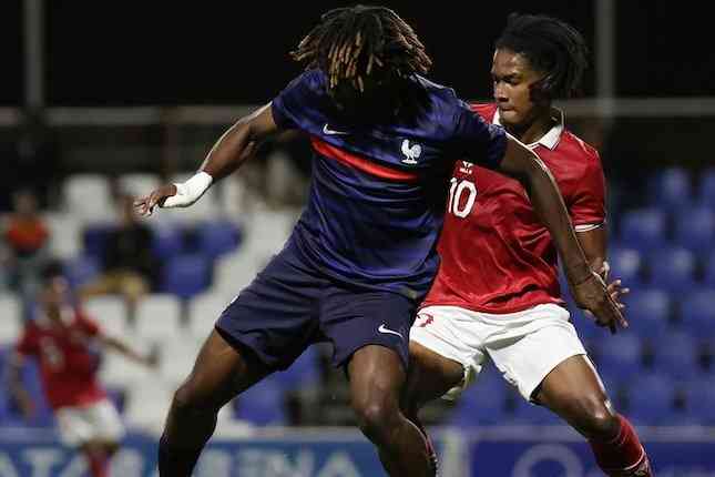 Kekalahan 0 - 6 dari Perancis sesuatu yang wajar bagi timnas U-20 Indonesia. (sumber: bola.net)