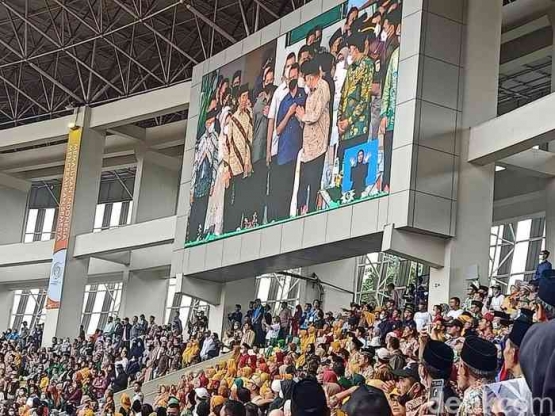 Saat Presiden Jokowi tiba di Stadion Manahan|dok. Erwin Dariyanto/detik.com 