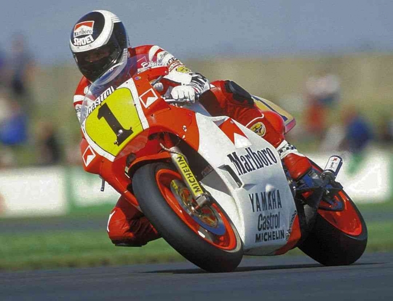 Eddie Lawson dengan Marlboro Yamaha. Sumber: Motogp.com
