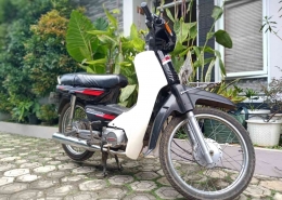 Sepeda motor jadul Honda Astrea Grand Bulus 1991 (foto by widikurniawan)