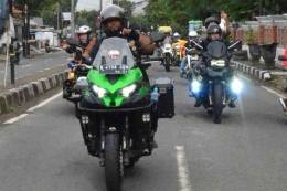 Perjalanan rombongan biker menuju majelis ilmu di Masjid Al Imam, Majalengka (Dok. Kangmox)