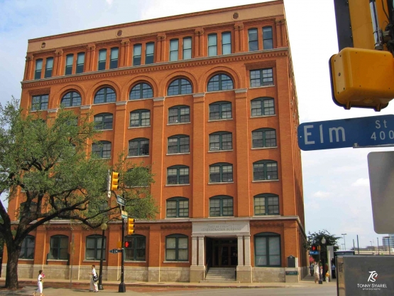 The Sixth Floor Museum- Dallas. Sumber: dokumentasi pribadi