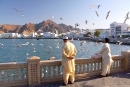 Indahnya pemandangan Muscat ibukota Oman yang bisa dikunjungi sebagai fasilitas pemilik kartu Hayya ( Kawa News )