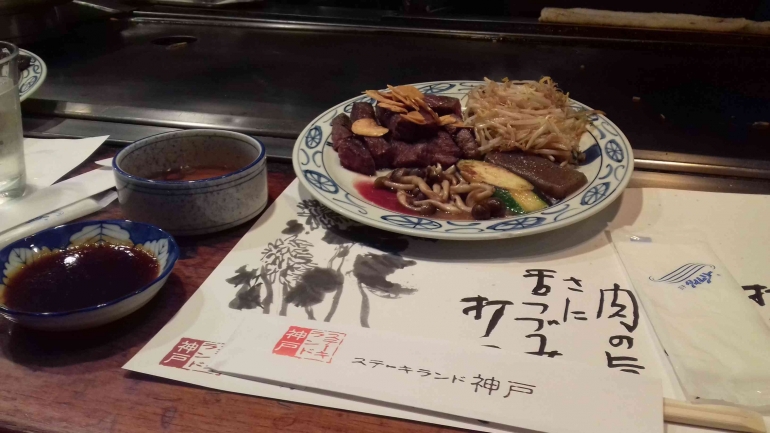Koki memasak wagyu steik, Kobe-Japan (Dokpri)
