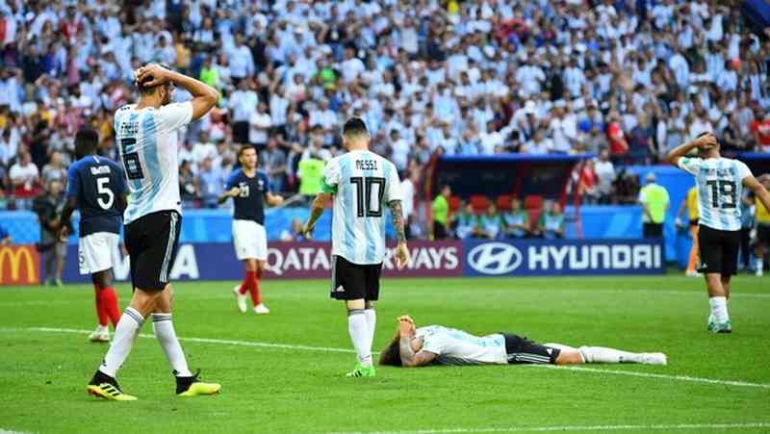 Lagi-Lagi Messi Angkat Koper Kalah Kualitas dari Perancis di Rusia 2018. sumber gambar:bola.okezone.com