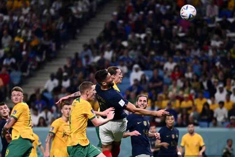 Olivier Giroud mencetak dua gol untuk kemenangan Prancis 4-2 atas Australia (Foto AFP/Jewel Samad via Kompas.com).  