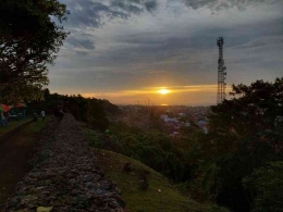 Senja di Benteng Wolio, Baubau (Dokumentasi Pribadi)