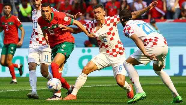 Duel antara pemain Maroko dan Kroasia/cnn Indonesia