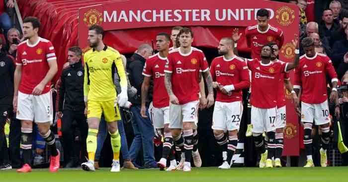 Para pemain Manchester United memasuki lapangan (sumber: football365.com/Tim Ellis)