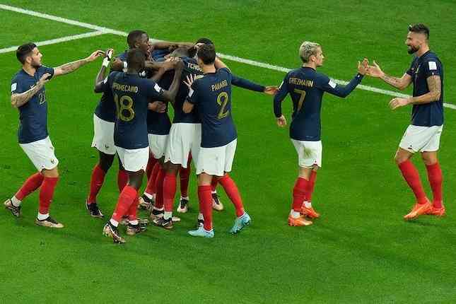 Prancis tampil gemilang dalam laga fase Grup C dengan menang telak 4-1 atas Australia. | Sumber: bola.net