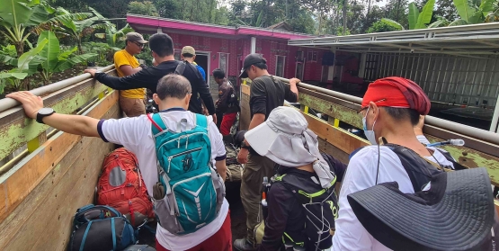 Pancaran Keindahan Gunung Guntur (Via Cikahuripan)