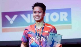 Ginting didukung fans Badminton China untuk tampil terbaik di WTF 2022 (Foto PBSI via kompas.com) 