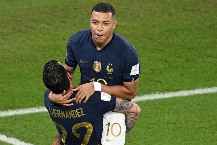 Kylian Mbappe bawa Perancis lolos ke babak 16 besar Piala Dunia 2022 (Sumber: kompas.com)