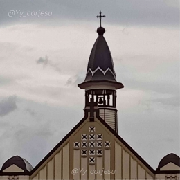 Menara lonceng kapel Cor Jesu tampak dari depan halaman TKK Cor Jesu (9 Februari 2020) | dok. pribadi