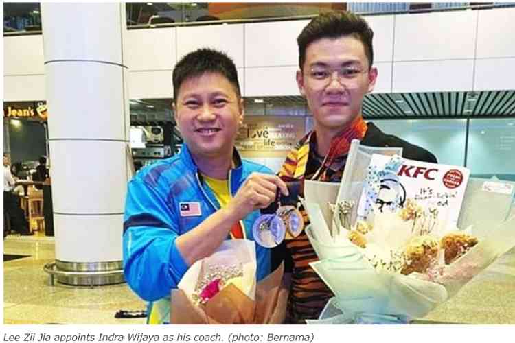 Lee Zii Jia ucapkan salam perpisahan kepada pelatih profesionalnya Indra Wijaya (Foto Bernama via Kompas.com) 