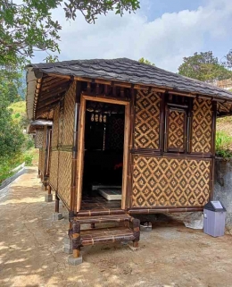 Rumah bambu (dok.pri)