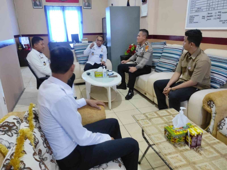 Kapolres Kabupaten Pasangkayu Sambangi Rumah Tahanan Negara Kelas IIB Pasangkayu. Foto: Rutan Pasangkayu/dok (28/11) 