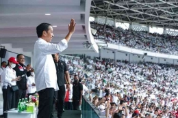 Presiden Jokowi Saat Hadiri Acara Gerakan Nusantara Bersatu di GBK, Sumber Foto Kompas.com
