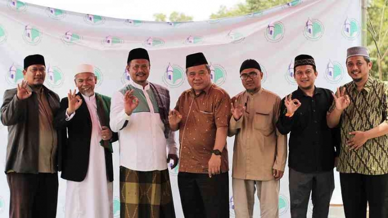 Acara Penerimaan Santri Baru di Hadiri Kepala Sekolah SD Islam Kab Tangerang (Dokpri)