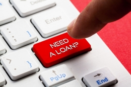 Ilustrasi orang yang hendak menggunakan jasa pinjaman online. (DOK. Shutterstock via kompas.com)