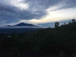 Gunung Pangrango di pagi hari: Dokpri