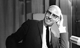 gb. 1, Michel Foucault, disadur dari laman pewartanusantara.com 