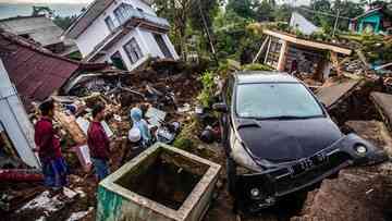 Wilayah yang terdampak pacsa Gempa di Cianjur. Foto: CNN Indonesia