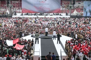 Mencari Sosok Si Rambut Putih Pilihan Jokowi