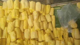 Tape singkong, awalnya kukira ubi busuk, tahunya enak dan ngangenin (dok foto: Hariyadi Syahputra/google.com)