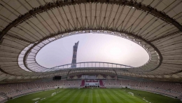 Tribun Khalifa International Stadium. Sumber: qatar2022.qa