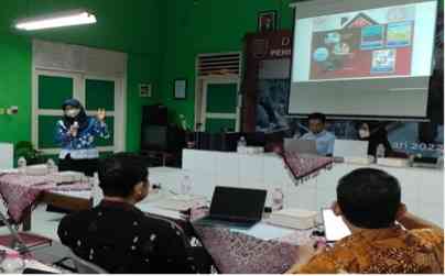 Pelatihan Guru-Guru MGMP Semarang (Dokpri)
