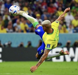Momen gol indah Brasil di Piala Dunia 2022 yang dibuat Richarlison/ foto: FIFA.com