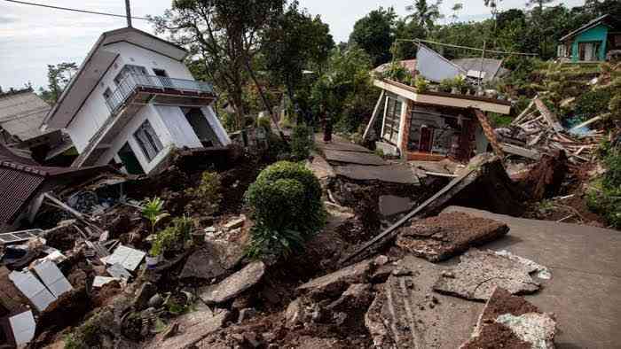 kerusakan rumah akibat Gempa Bumi Cianjur . Source Detik.Com
