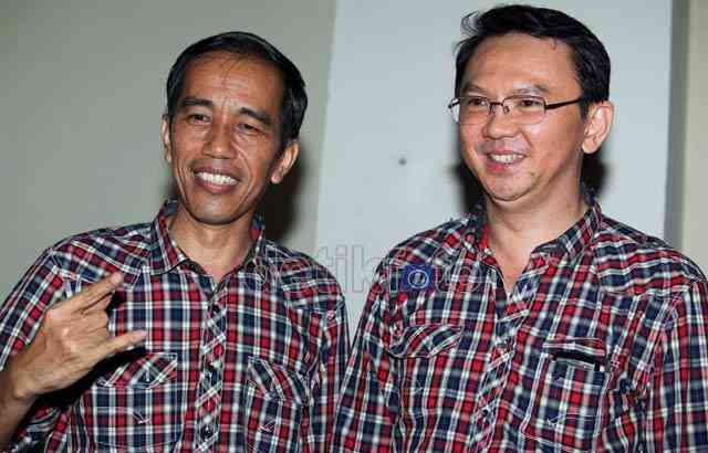 Jokowi-Ahok menggunakan kemeja kotak-kotak saat berpasangan sebagai cagub dan cawagub di Pilkada DKI Jakarta tahun 2012. Foto: detiknews.com